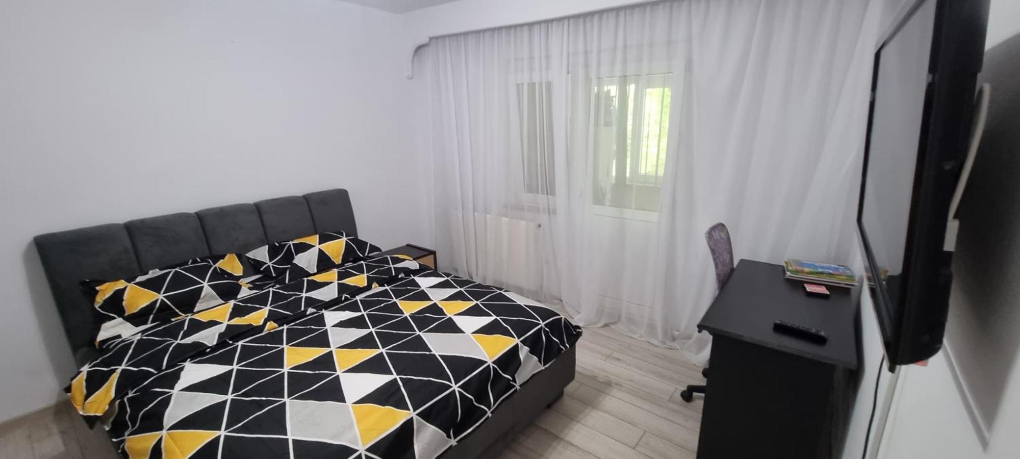 Ilona Apartament 3 Camere Râmnicu Vâlcea Dış mekan fotoğraf